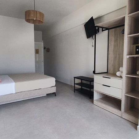 خْريسيا أموذيا Nostos Studios Golden Beach المظهر الخارجي الصورة